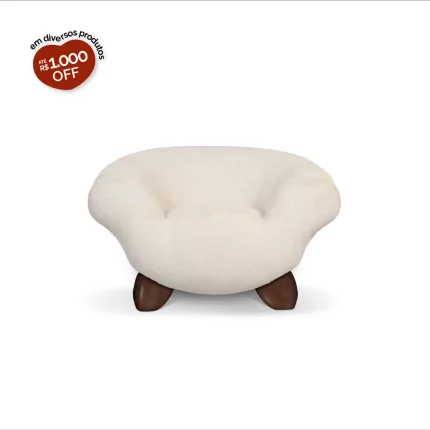 Poltrona Carpe Com Pés de Madeira Jequitibá